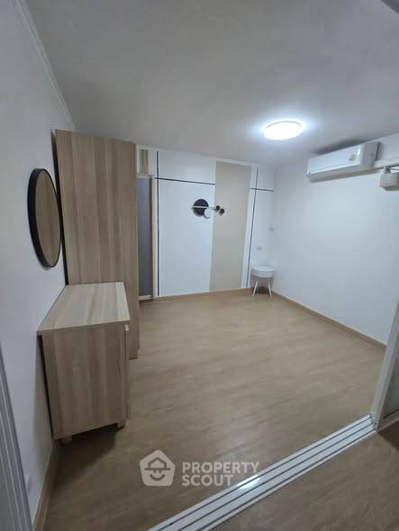 รูป คอนโด 1-ห้องนอน ที่ ลุมพินี เพลส สวนพลู สาทร ใกล้ MRT ลุมพินี (ID 2868714) - รูปที่ 3/8