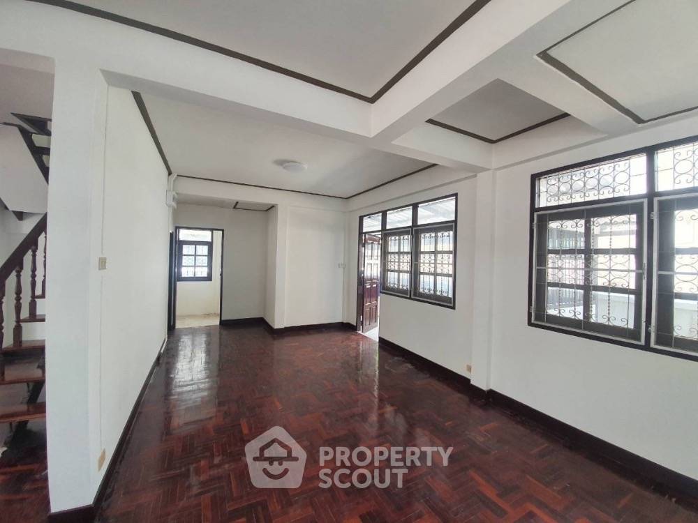 picture 4-BR House in Saphan Song (ID 1273459) - 9/11