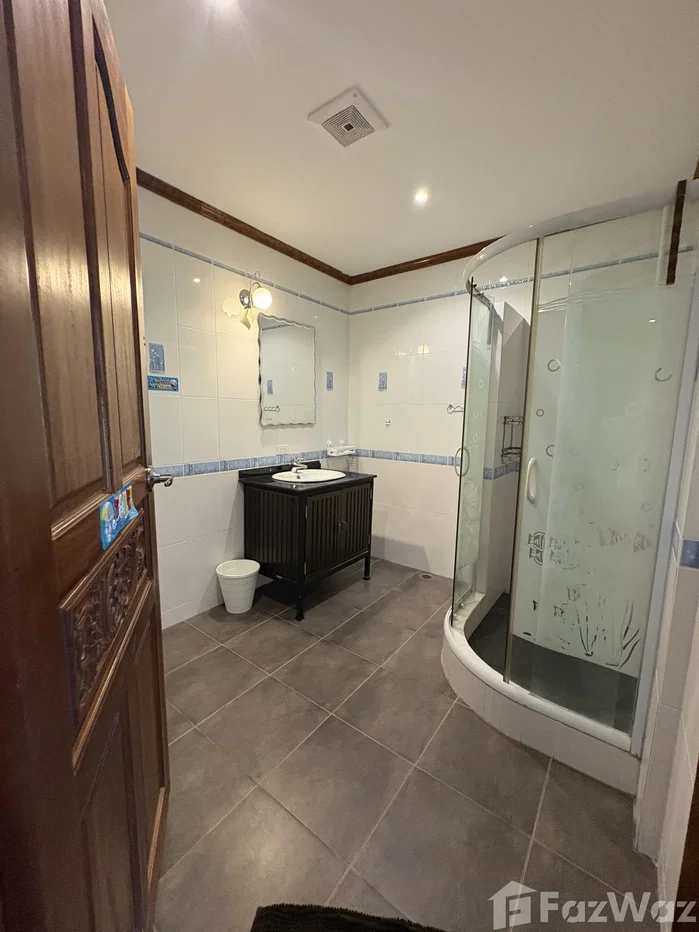 picture 5 Bedrooms Pool Villa For Rent 6242213 - 25/40