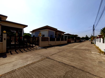 HOME 64.8 Sq.w. Muang Uttaradit Uttaradit for 1.8M