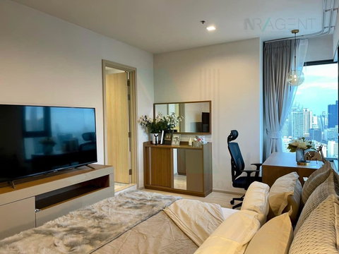 🚩Best room!🚩 ให้เช่าคอนโด ไลฟ์ วัน ไวเลส อาคาร 1 ชั้น 39 2 ห้องนอน ขนาด 63.00 ตรม ใกล้ Central ชิดลม