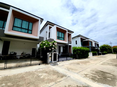 บ้านเดี่ยว ม.นอร์ทกรุงเทพ วิทยาเขตรังสิต : บ้านเดี่ยว 50 ตร.วา ดิ อิเธอร์นิตี้ กรีนวู้ด (รังสิต-วงแหวน) ธัญบุรี ปทุมธานี 6.7M
