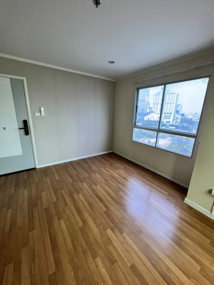 picture Owner Post: Sell Lumpini Park Rama 9 - Ratchada 1 Bedroom 38 Sqm. - 3/11
