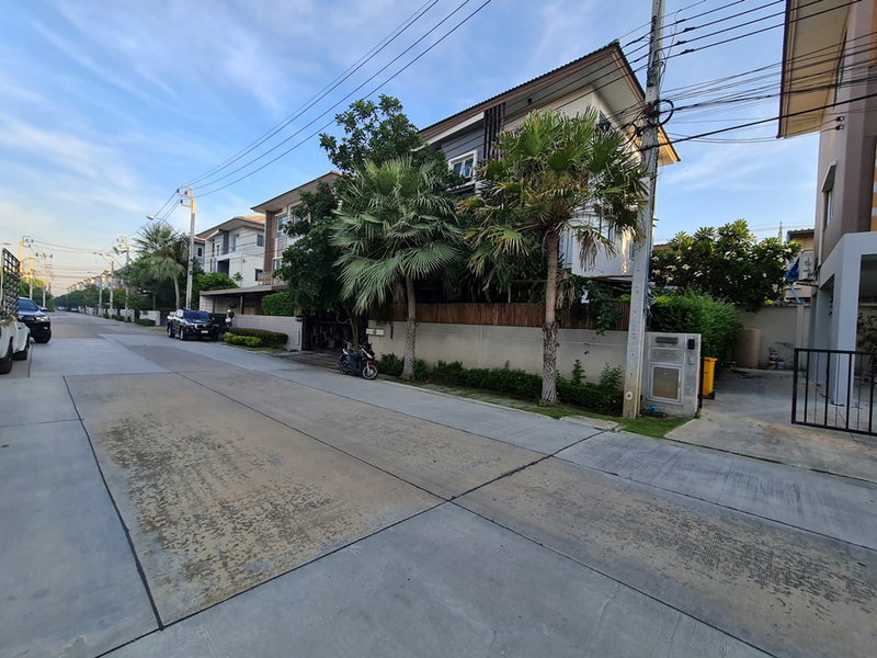 Houses for sale : HOME 54.3 Sq.w. Bang Yai Nonthaburi for 6.3M