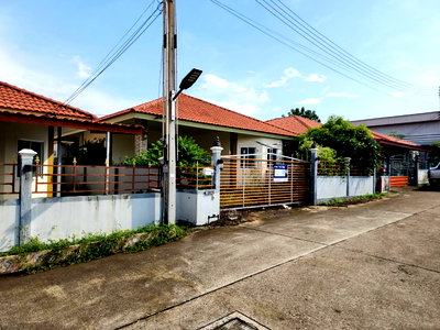 บ้านเดี่ยว นิคมอาร์ไอแอล : บ้านเดี่ยว 51 ตร.วา ทรัพย์มงคล 15 ระยอง นิคมพัฒนา ระยอง 1.7M