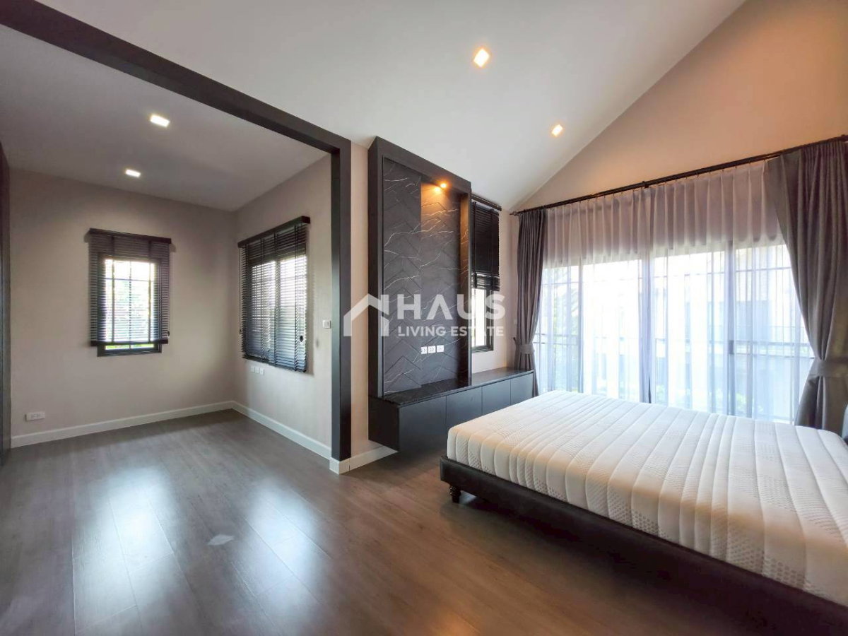 รูป 🚨 แรร์ไอเทมหลังริม! แต่งสวยพร้อมอยู่ (ลงเข็มรอบบ้าน จบปัญหาทรุด)🔥 ขายบ้านเดี่ยว บางกอก บูเลอวาร์ด สาทร - ปิ่นเกล้า 2 🔥 / 4 ห้องนอน #HRP2068 - รูปที่ 15/22