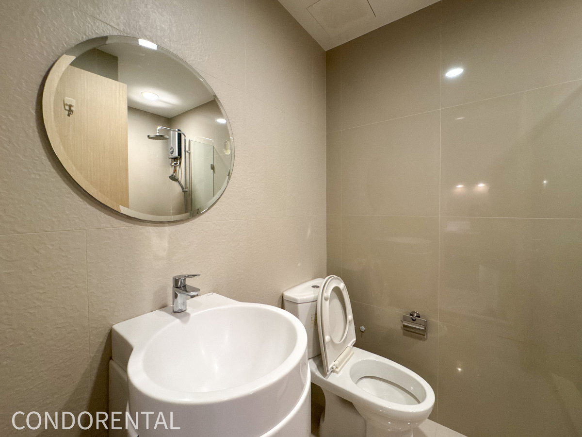 รูป BESTPRICE ให้เช่า Rhythm Asoke 2 ห้องสวย เฟอร์ครบ ราคาพิเศษ  - รูปที่ 8/10