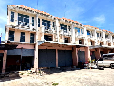 Shophouses for sale Saharattananakhon Industrial Estate : SHOP HOUSE 43.2 Sq.w. Nakhon Luang Phra Nakhon Sri Ayutthaya for 4M