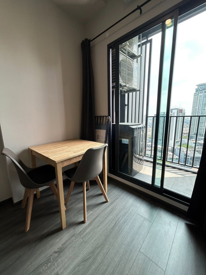 รูป [For Rent] Ideo Sukhumvit พระราม 4 | 1 ห้องนอน 1 ห้องน้ำ สนใจติดต่อ Line@ 280ptgmm - รูปที่ 9/15
