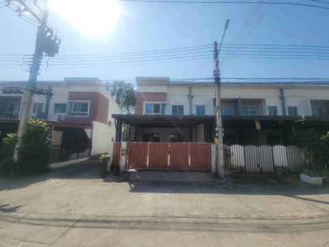 TOWN HOUSE 23.9 Sq.w. Lam Luk Ka Pathumthani for 2.3M