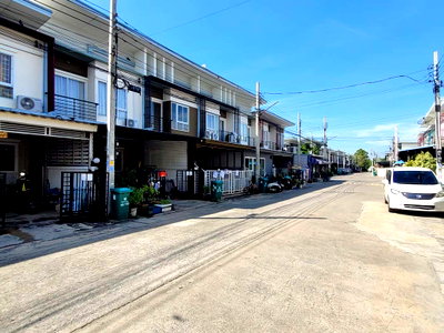 Townhouses for sale Muang Samut Prakarn Samut Prakarn : TOWN HOUSE 17.5 Sq.w. Muang Samut Prakarn Samut Prakarn for 2.1M
