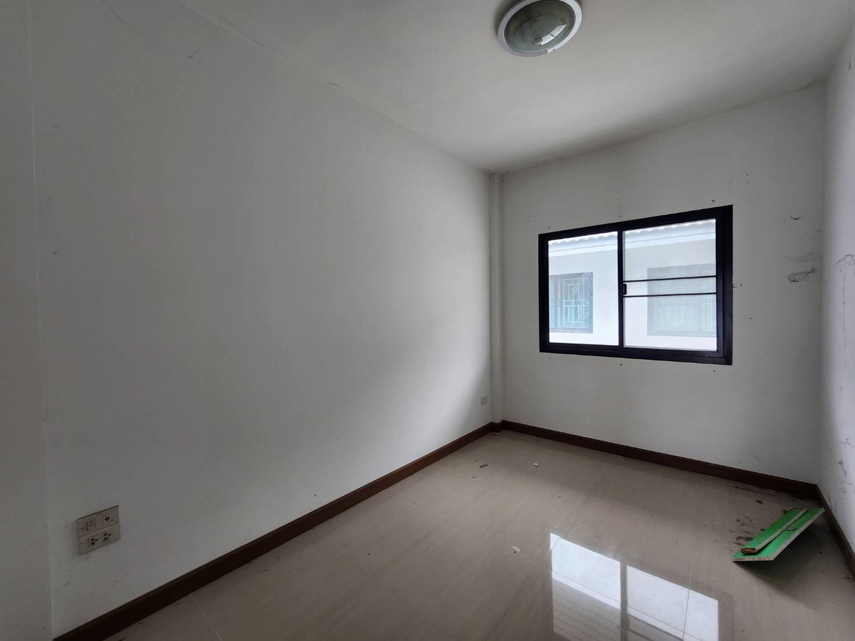 picture TOWN HOUSE 22.5 Sq.w. Phan Thong Chonburi for 2.1M - 8/9