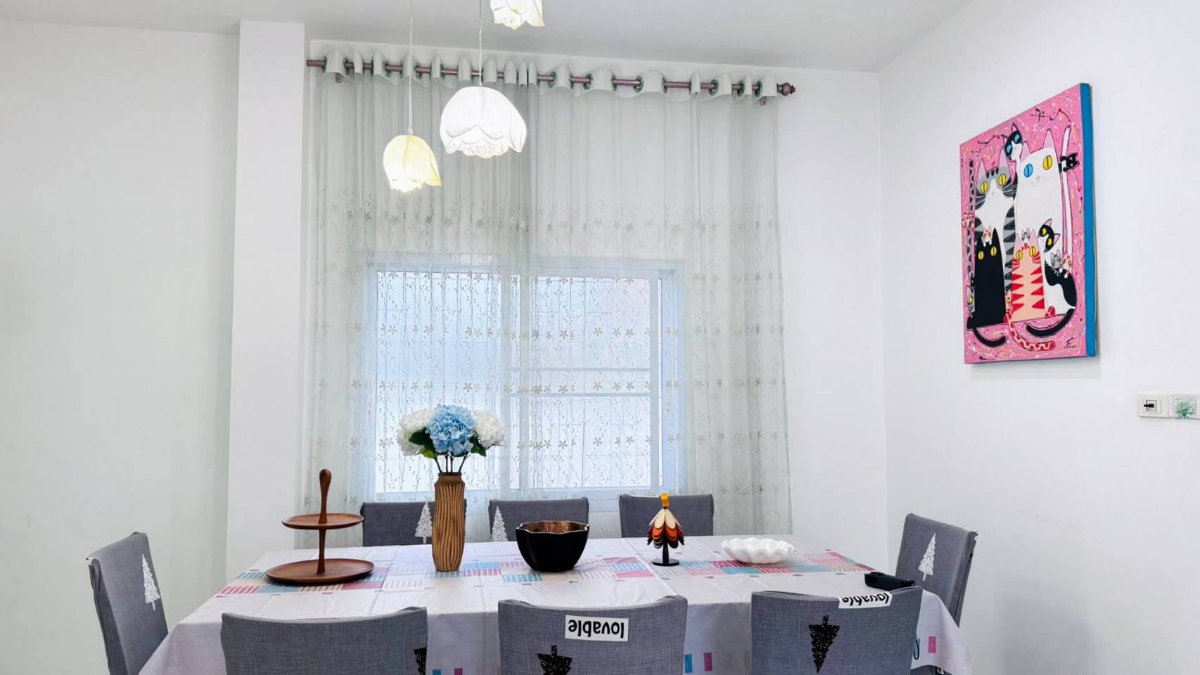 รูป ขายบ้านชั้นเดียว 2 หลังติดกัน เฟอร์นิเจอร์ครบครัน พร้อมอยู่ ใกล้ Meritton British International School (H446) T.0946511456 - รูปที่ 6/12