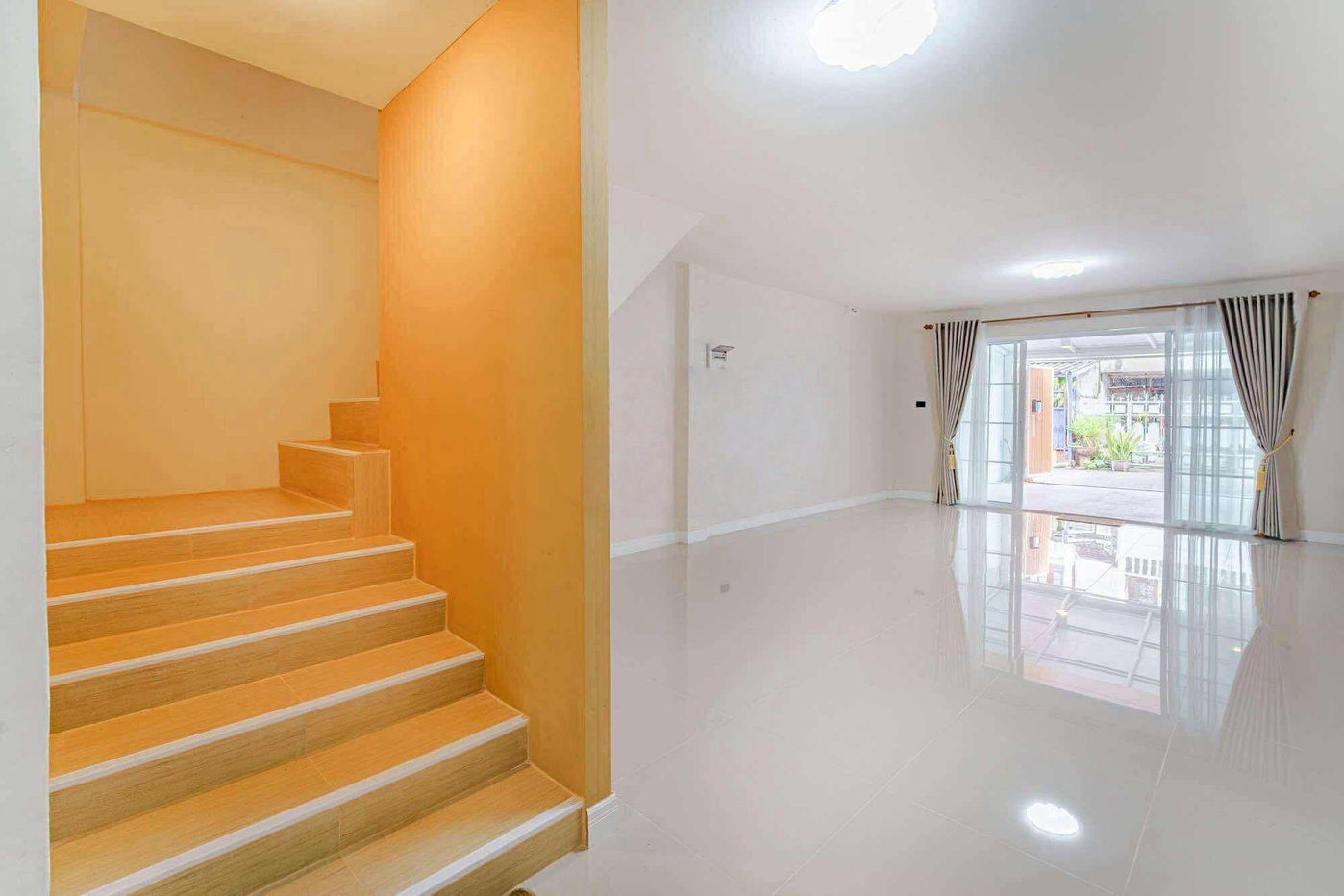 รูป Townhouse for Sale Jomtien Pattaya - รูปที่ 3/11