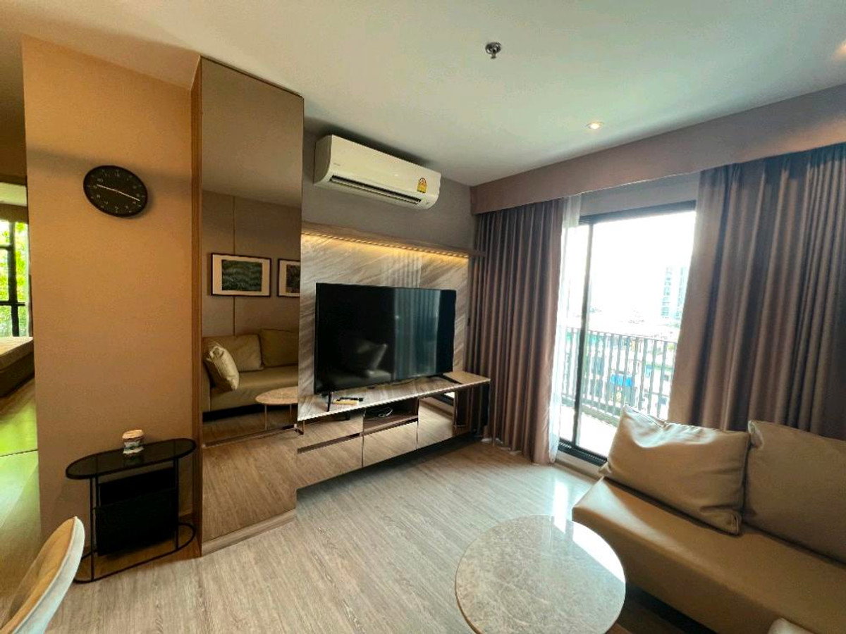 รูป ขายด่วน 🔥 Rhythm Ekkamai 🔥 2 ห้องนอน 2 ห้องน้ำ วิวสวน เฟอร์นิเจอร์ และ เครื่องใช้ไฟฟ้าครบ  - รูปที่ 5/9
