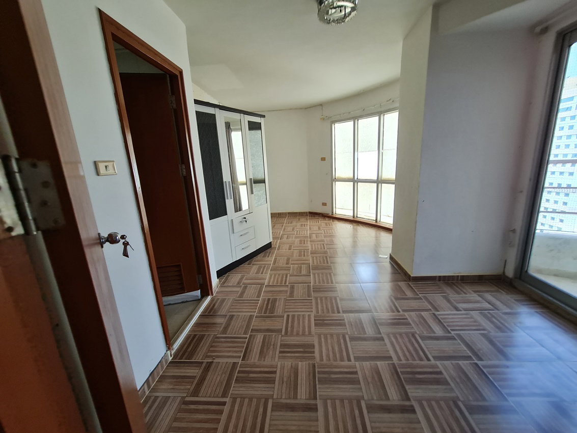 picture CONDO 243.55 Sq.m. Yan Nawa Bangkok for 8.7M - 2/6