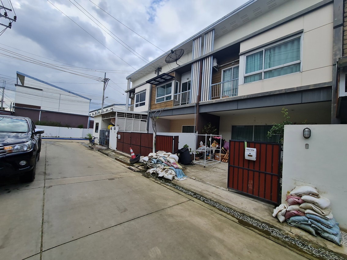 picture TOWN HOUSE 19.2 Sq.w. Bang Yai Nonthaburi for 1.7M - 1/3