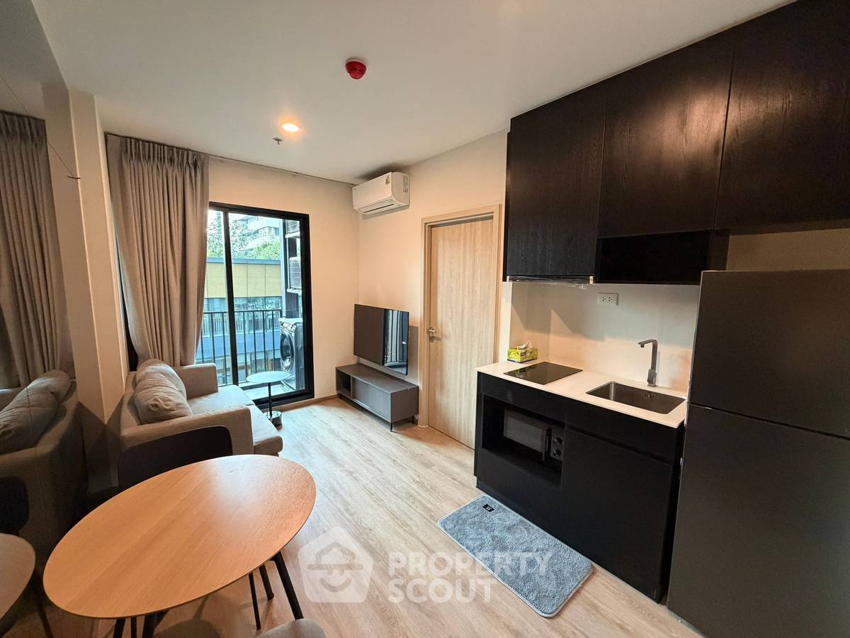 picture 1-BR Condo at Nue District R9 near MRT Phra Ram 9 (ID 2860330) - 1/5