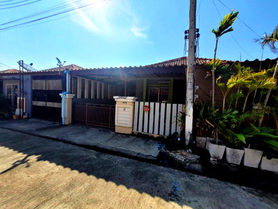 Townhouses for sale Prachinburi : TOWN HOUSE 19.5 Sq.w. Sri Maha Pho Prachinburi for 1.1M