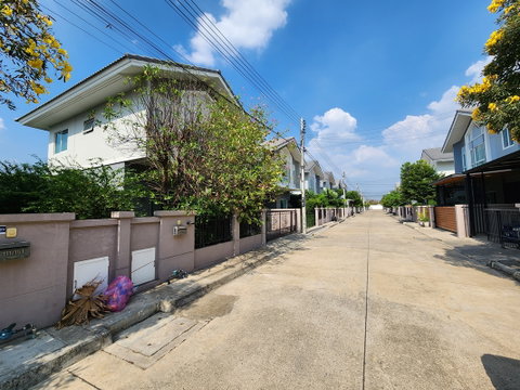 HOME 37.9 Sq.w. Muang Pathum Thani Pathumthani for 4.2M