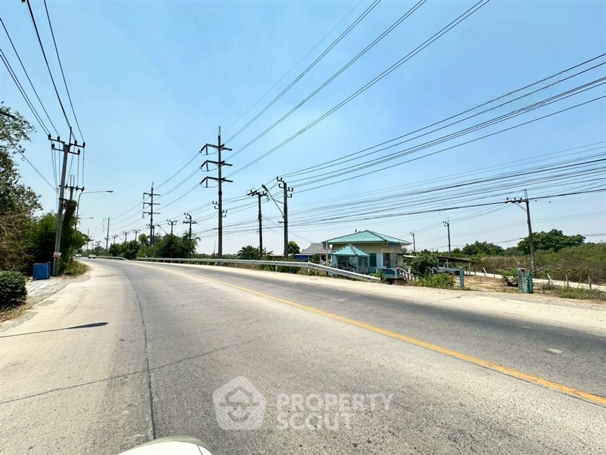 รูป ที่ดินสำหรับปล่อยขาย 21,574.4 ตารางเมตร แถว ใน ไทรน้อย (ID 2868456) - รูปที่ 2/3