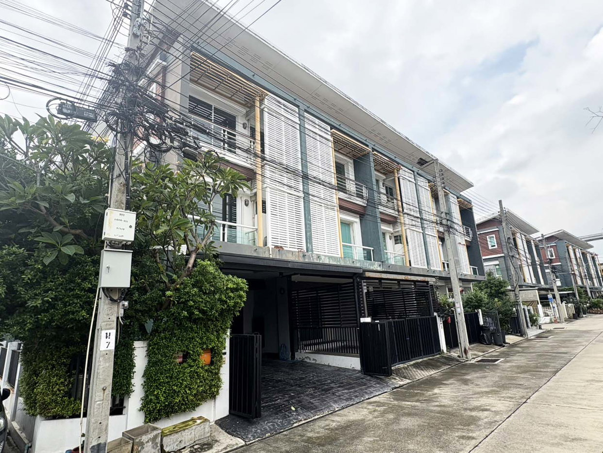 รูป ทาวน์เฮ้าส์ 20 ตร.วา บ้านชวนชื่น โมตัส-เซ็นโทร แจ้งวัฒนะ ปากเกร็ด นนทบุรี 4.6M - รูปที่ 1/3