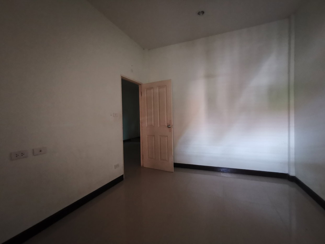 picture TOWN HOUSE 24 Sq.w. Si Racha Chonburi for 1M - 1/3