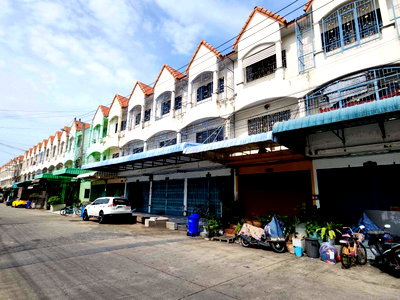Shophouses for sale Phet Kasem Road : SHOP HOUSE 16 Sq.w. Nong Khaem Bangkok for 2.4M