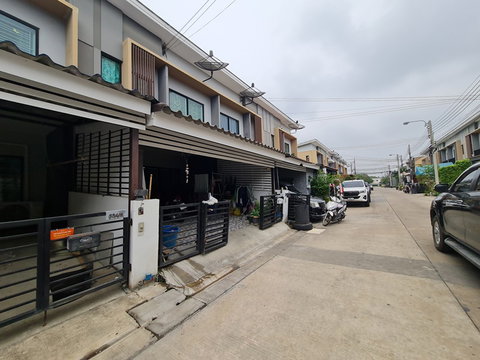 ทาวน์เฮ้าส์ 21 ตร.วา เดอะคอนเนค 29 สุวรรณภูมิ 2  บางพลี บางพลี สมุทรปราการ 2.2M