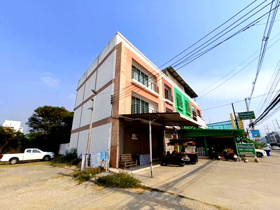 อาคารพาณิชย์ ม.ราชภัฏนครสวรรค์ : อาคารพาณิชย์ 36.8 ตร.วา เมืองนครสวรรค์ เมืองนครสวรรค์ นครสวรรค์ 4.2M