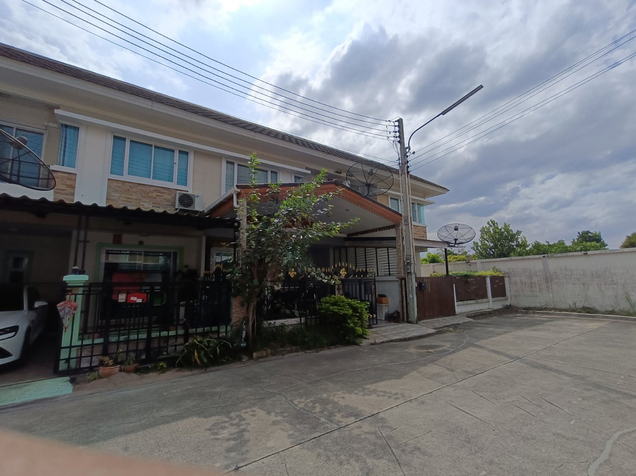 picture TOWN HOUSE 21.7 Sq.w. Si Racha Chonburi for 2.2M - 2/2