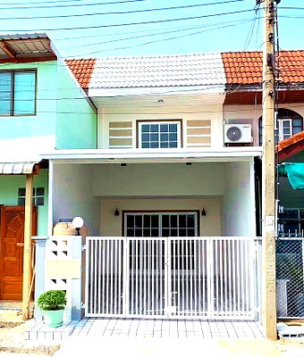 ทาวน์โฮม รร.กสิณธรเซนต์ปีเตอร์ : บ้านสวย พร้อมอยู่  #หมู่บ้านบัวทอง 1 ทาวน์เฮ้าส์ 2 ห้องนอน   MRT สถานีคลองบางไผ่ อยู่หน้าหมู่บ้าน  ใกล้เซ็นทรัล เวสเกต