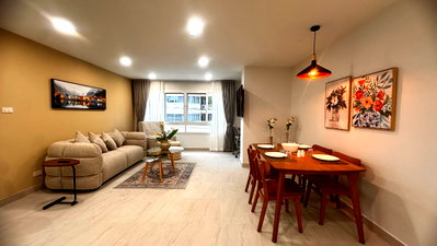 Condos for rent 700 Year Sports Arena Chiang Mai : Beautifully renovated luxury corner apartment in Nimman – Punna Residence 2 0882609283