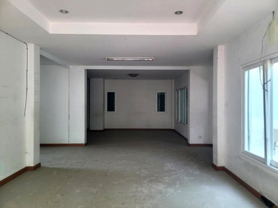 HOME 60 Sq.w. Muang Pathum Thani Pathumthani for 3.8M