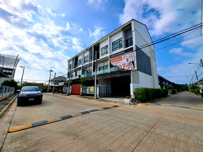 Townhouses for sale Samut Sakhon : TOWN HOUSE 20.1 Sq.w. Ban Phaeo Samut Sakhon for 1.9M