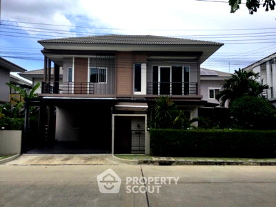 Houses for sale Bangkok : 4-BR House in Si Kan (ID 1328584)