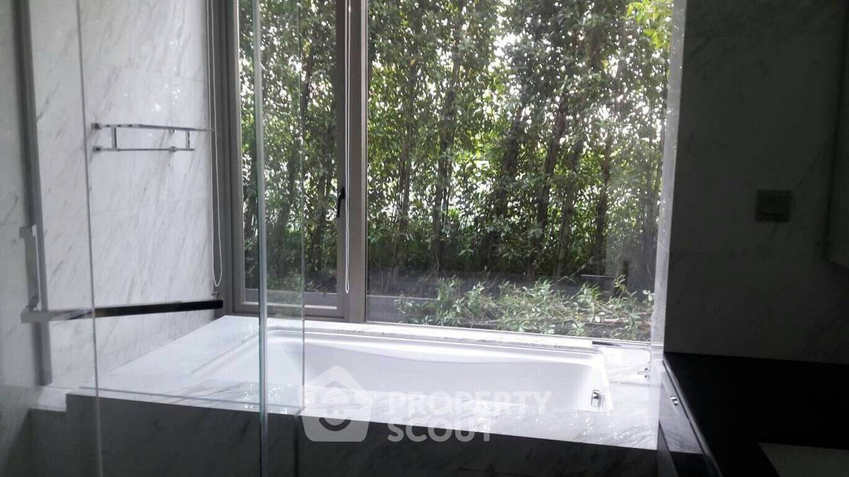 รูป คอนโด 2-ห้องนอน ที่ ศาลาแดง วัน ใกล้ MRT สีลม (ID 882405) - รูปที่ 7/12