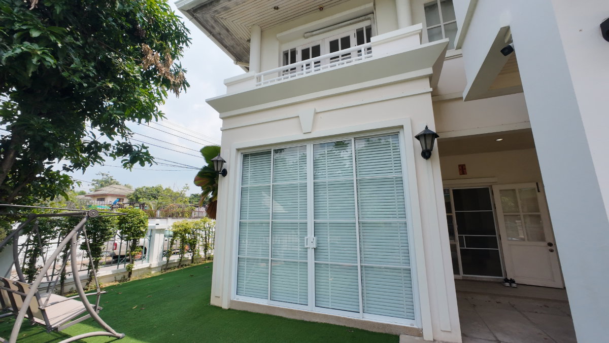 picture Baan Suan Phutthamonthon Sai 1, detached corner unit, fully furnished, ready to move in. - 12/34