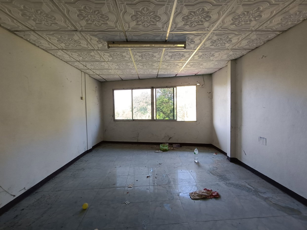 picture SHOP HOUSE 17 Sq.w. Long Phrae for 1.3M - 2/2