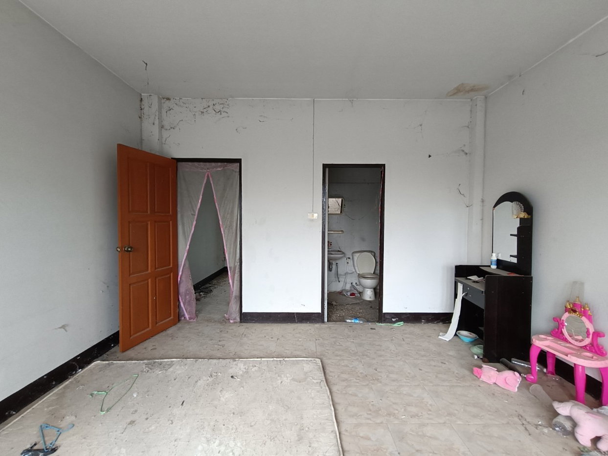 picture SHOP HOUSE 48.1 Sq.w. Saraphi Chiang Mai for 3.8M - 2/3