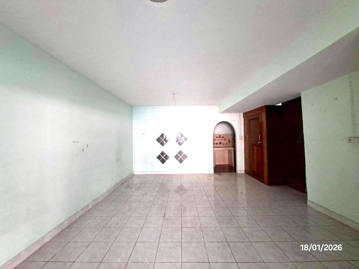 picture TOWN HOUSE 18 Sq.w. Khlong Luang Pathumthani for 1.6M - 21/34