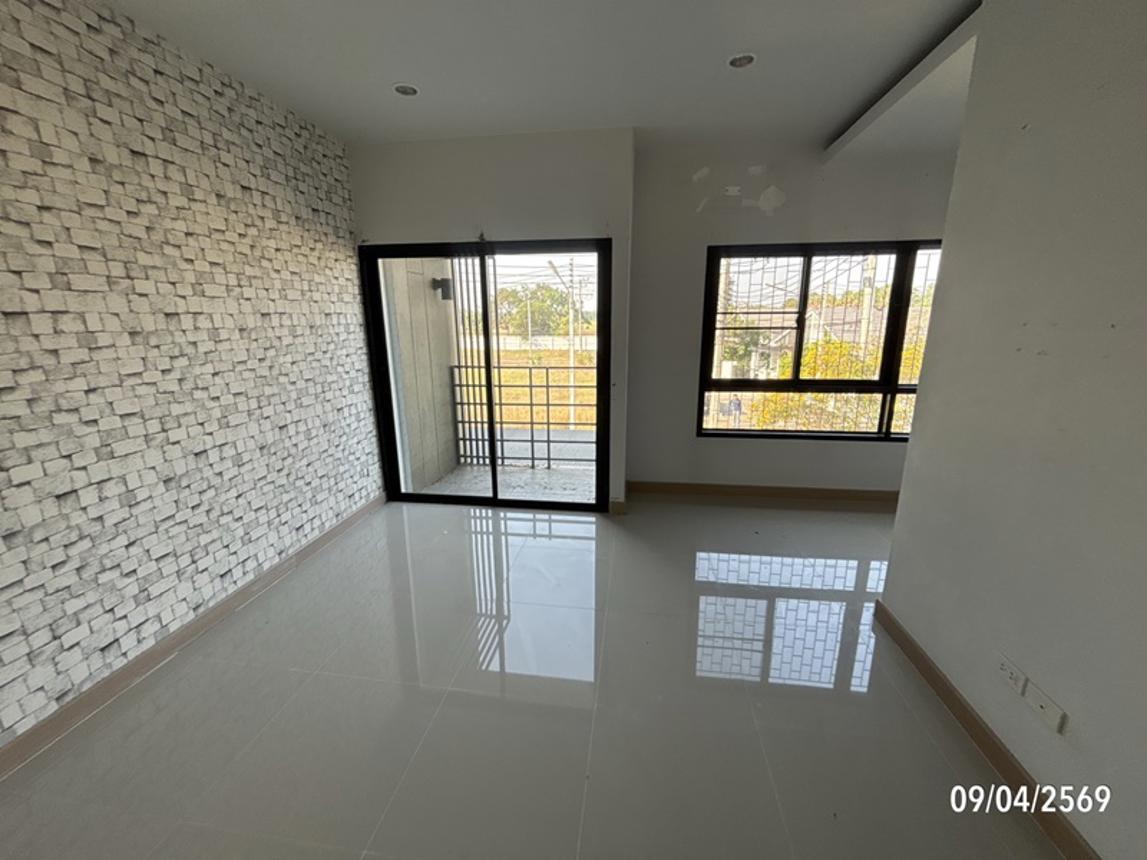 picture TOWN HOUSE 41.7 Sq.w. Muang Surin Surin for 2.6M - 18/26