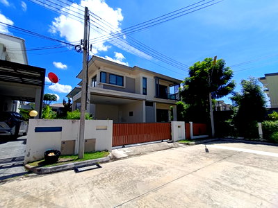 บ้านเดี่ยว สถาบันเทคโนโลยีนานาชาติสิรินธร (SIIT) มหาวิทยาลัยธรรมศาสตร์ : บ้านเดี่ยว 64.5 ตร.วา สราญสิริ ติวานนท์-แจ้งวัฒนะ ปทุมธานี เมืองปทุมธานี ปทุมธานี 7.4M