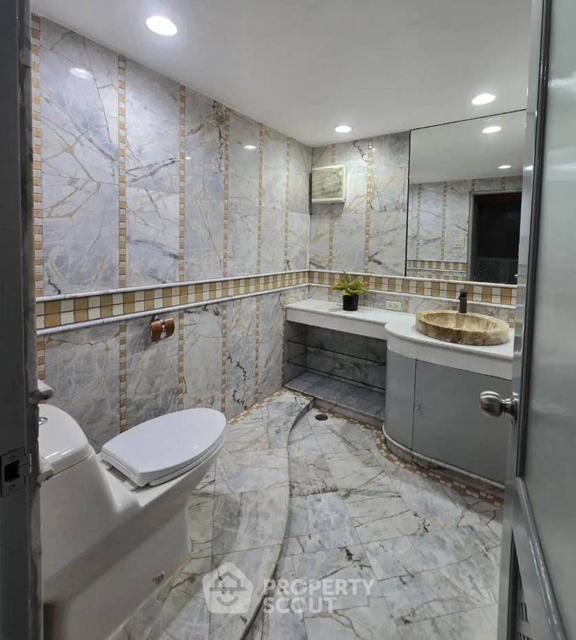 รูป คอนโด 2-ห้องนอน ที่ สิทธาคาร คอนโดมิเนี่ยม ใกล้ BTS เพลินจิต (ID 2866716) - รูปที่ 14/15
