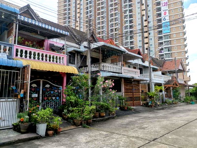 ทาวน์โฮม นิคมภาคใต้ สงขลา : ทาวน์เฮ้าส์ 22.5 ตร.วา สกุลทิพย์ หาดใหญ่ หาดใหญ่ สงขลา 1.8M