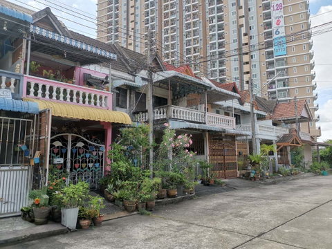 ทาวน์เฮ้าส์ 22.5 ตร.วา สกุลทิพย์ หาดใหญ่ หาดใหญ่ สงขลา 1.8M