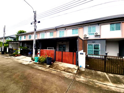 Townhouses for sale Dhonburi Rajabhat University Samut Prakan Campus : TOWN HOUSE 19.4 Sq.w. Muang Samut Prakarn Samut Prakarn for 2M