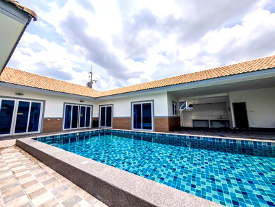 Houses for sale Khao Chi Chan : Pool Villa for Sale Huay Yai East Pattaya