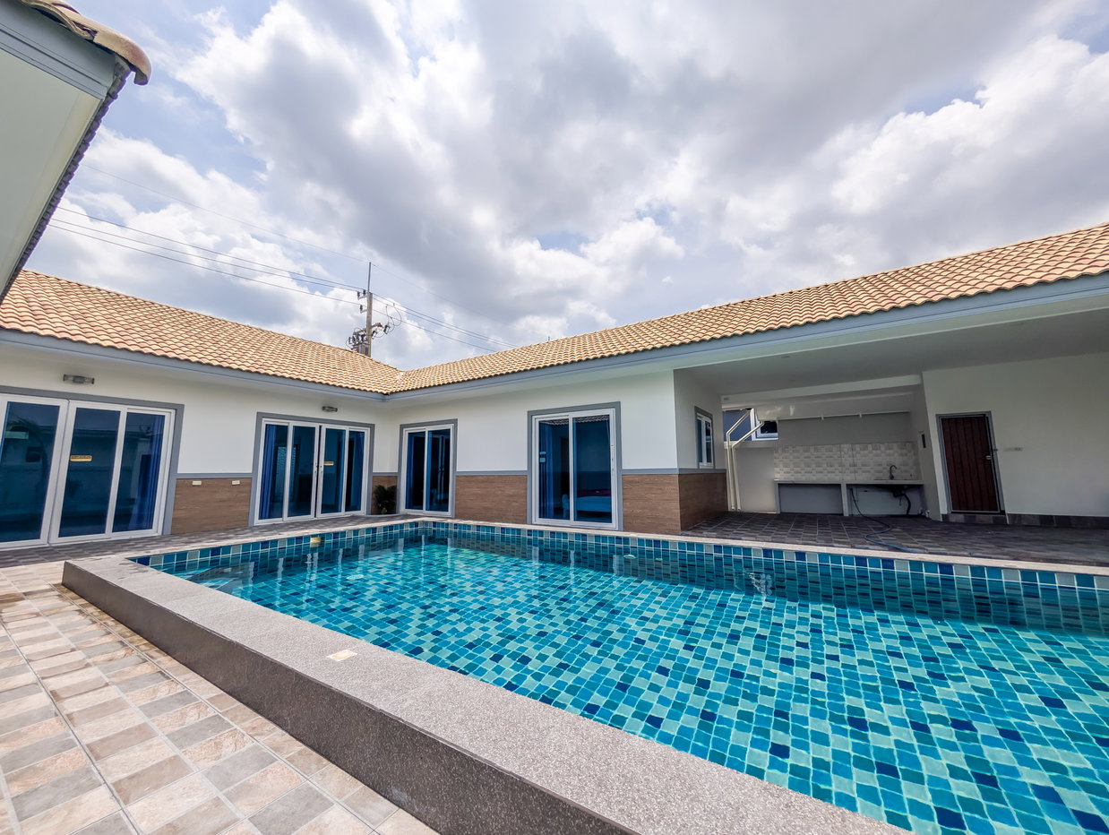 รูป Pool Villa for Sale Huay Yai East Pattaya - รูปที่ 1/19