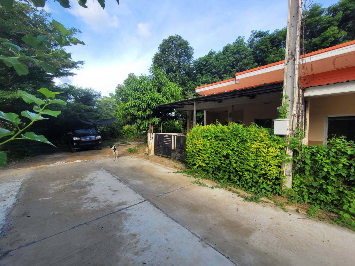 picture TOWN HOUSE 28 Sq.w. Pluak Daeng Rayong for 871,000 - 1/2